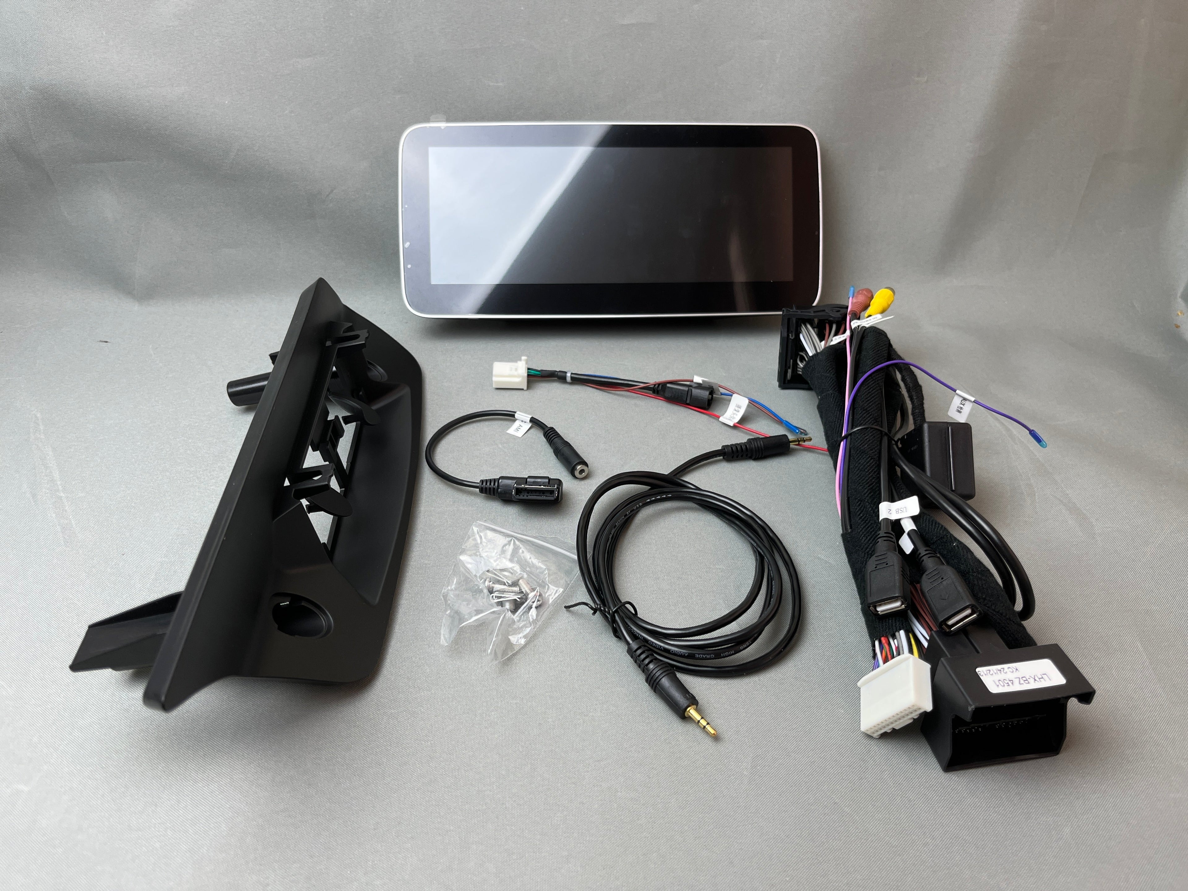 Mercedes Benz W212 E Class NTG4.5 2013-2014 Carplay Android Auto navigation unit multimedia